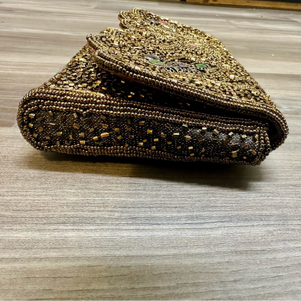 Vintage Hand Beaded La Regale Gold & Jewel Toned Clutch - Picture 4 of 9